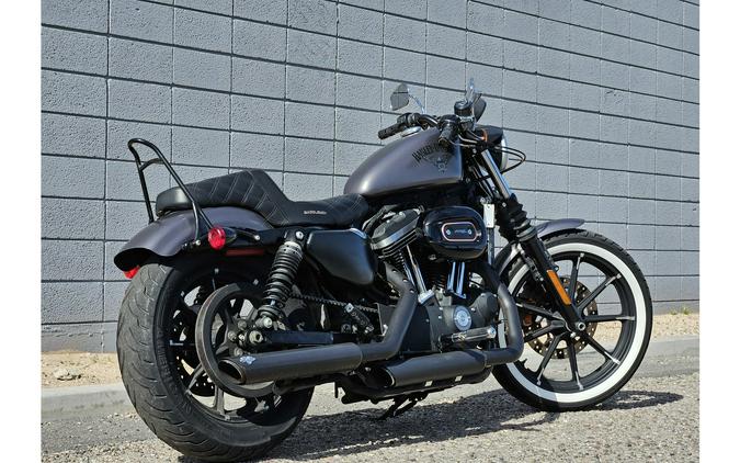 2016 Harley-Davidson® XL883N Iron 883