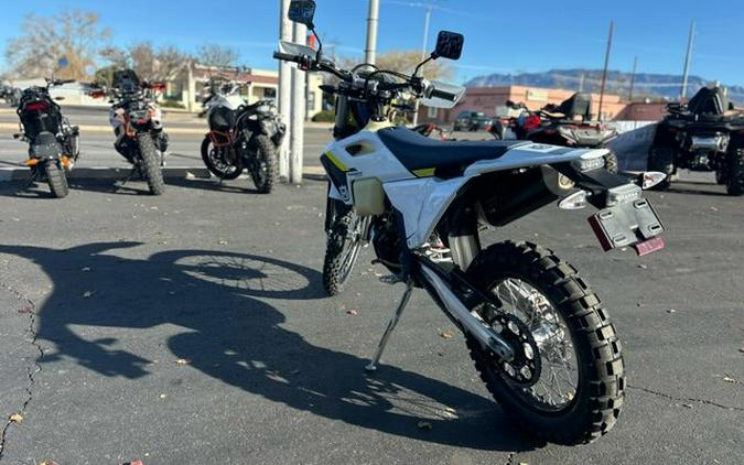 2025 Husqvarna Motorcycles FE 350 S