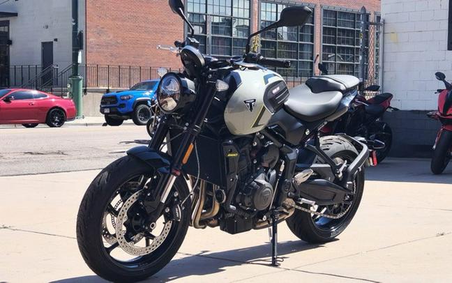 2026 Triumph Trident 660 Stone Grey