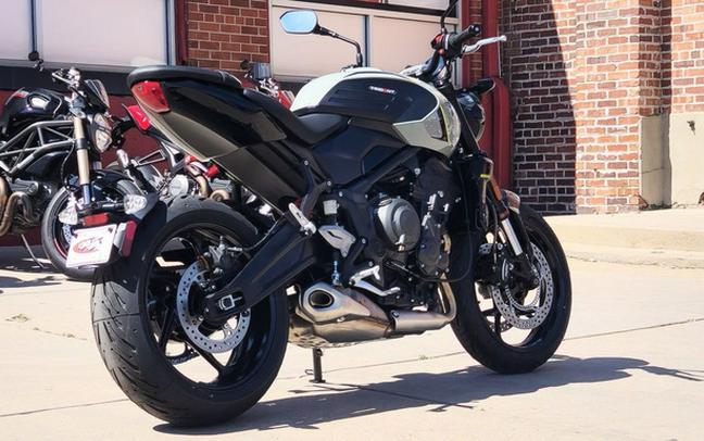 2026 Triumph Trident 660 Stone Grey
