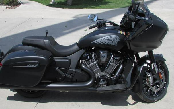 2025 INDIAN MOTORCYCLE CHALLENGER DARK HORSE 112 RA 49ST