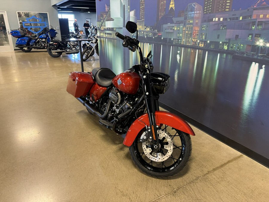 2025 Harley-Davidson Road King Special FLHRXS