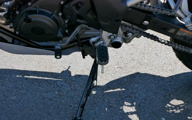 2026 Kawasaki KLE500 SE ABS