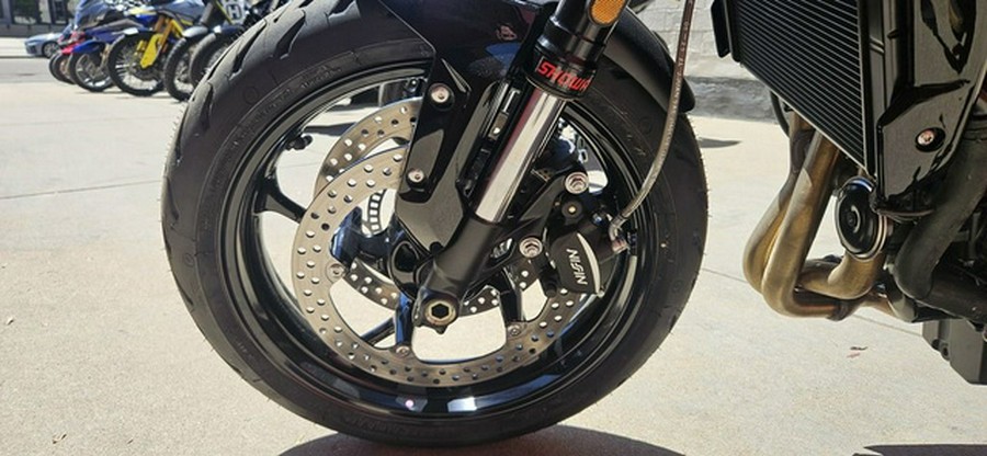 2026 Triumph Trident 660 Cosmic yellow 660 Cosmic Yellow Sapphire Black