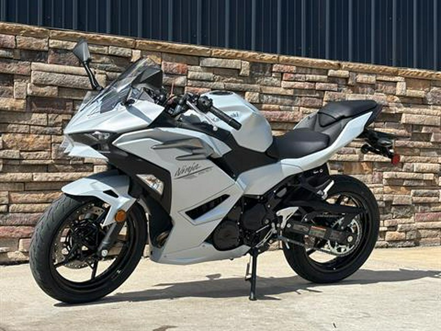 2025 Kawasaki Ninja 500