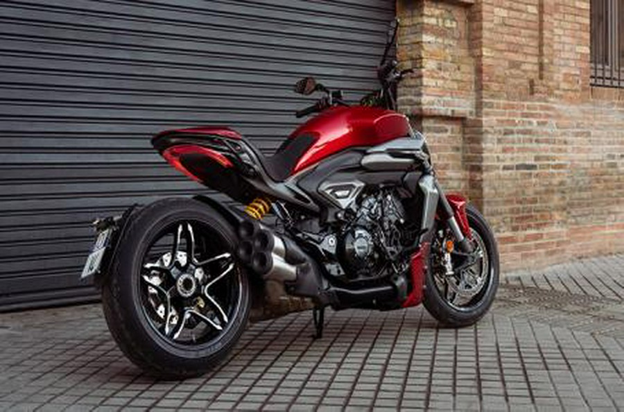 2026 Ducati XDiavel V4