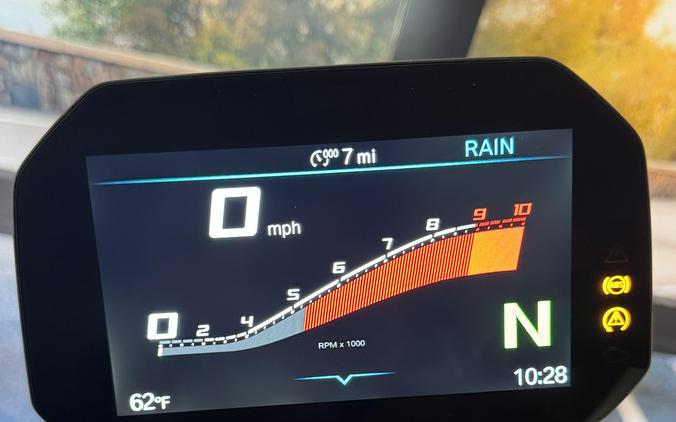 New 2026 BMW R 1300 R