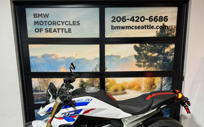 New 2026 BMW R 1300 R