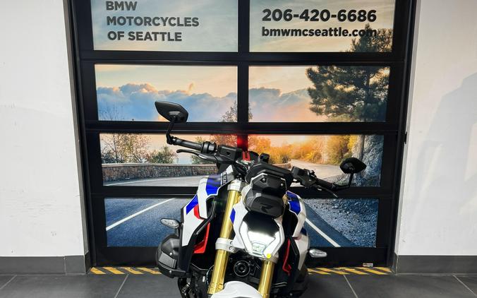 New 2026 BMW R 1300 R