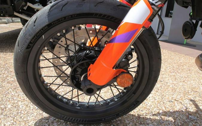 2026 KTM 390 SMC R