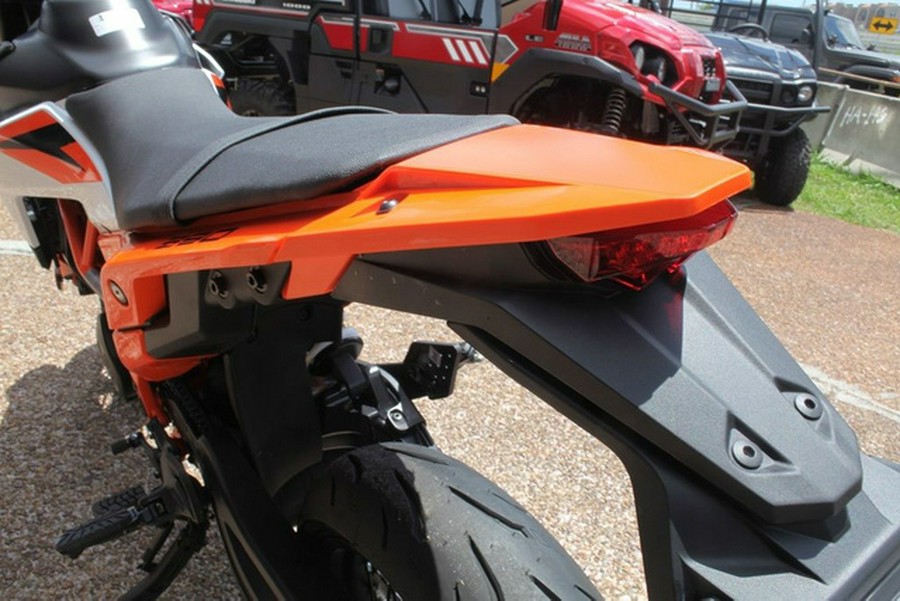 2026 KTM 390 SMC R