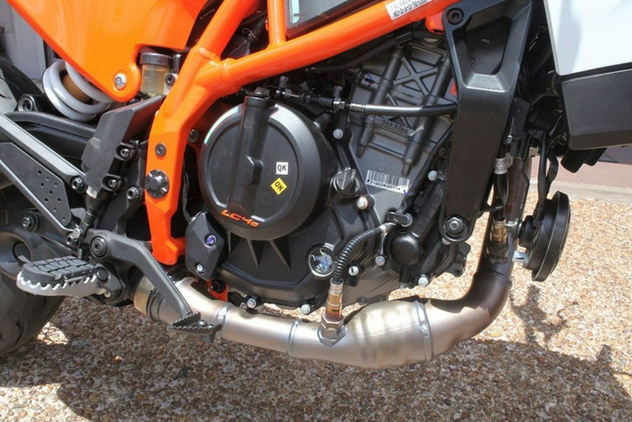 2026 KTM 390 SMC R