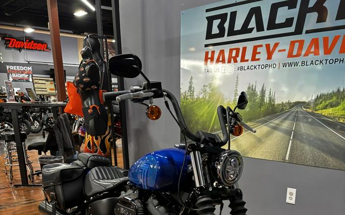 2024 Harley-Davidson® Street Bob™ 114 BLUE BURST