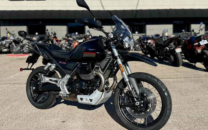 2022 Moto Guzzi V85 TT