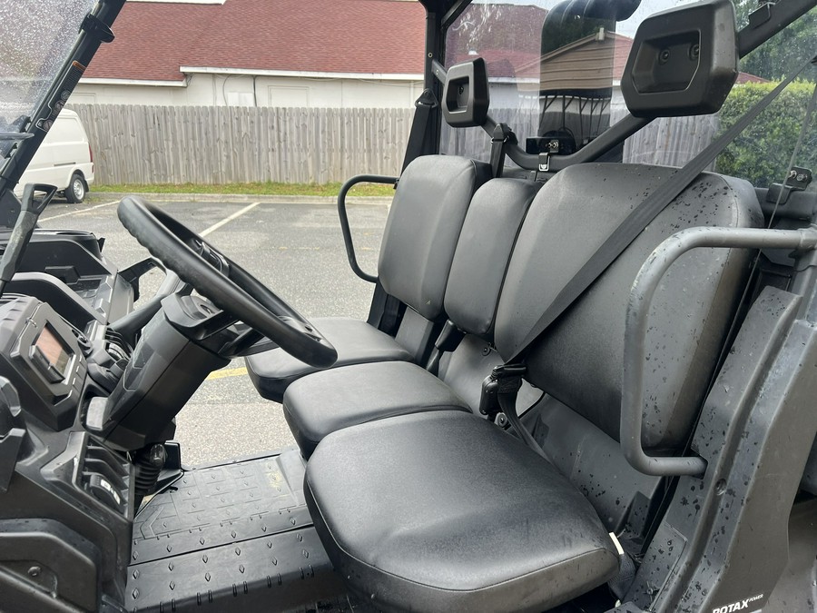 2025 Can-Am Defender DPS HD10
