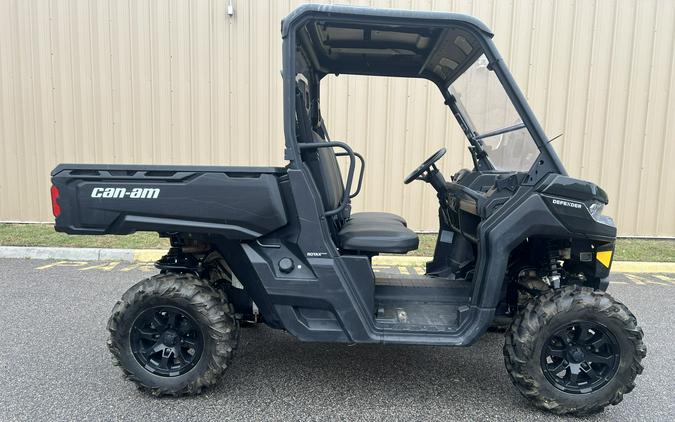 2025 Can-Am Defender DPS HD10