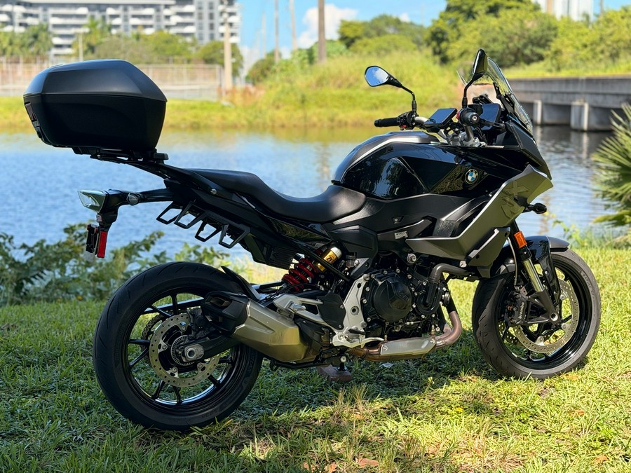 2022 BMW F 900 XR