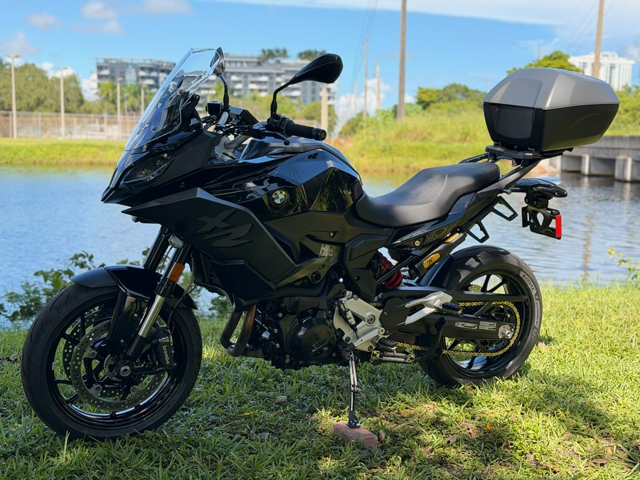 2022 BMW F 900 XR