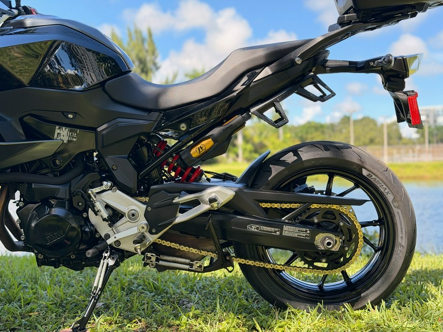 2022 BMW F 900 XR