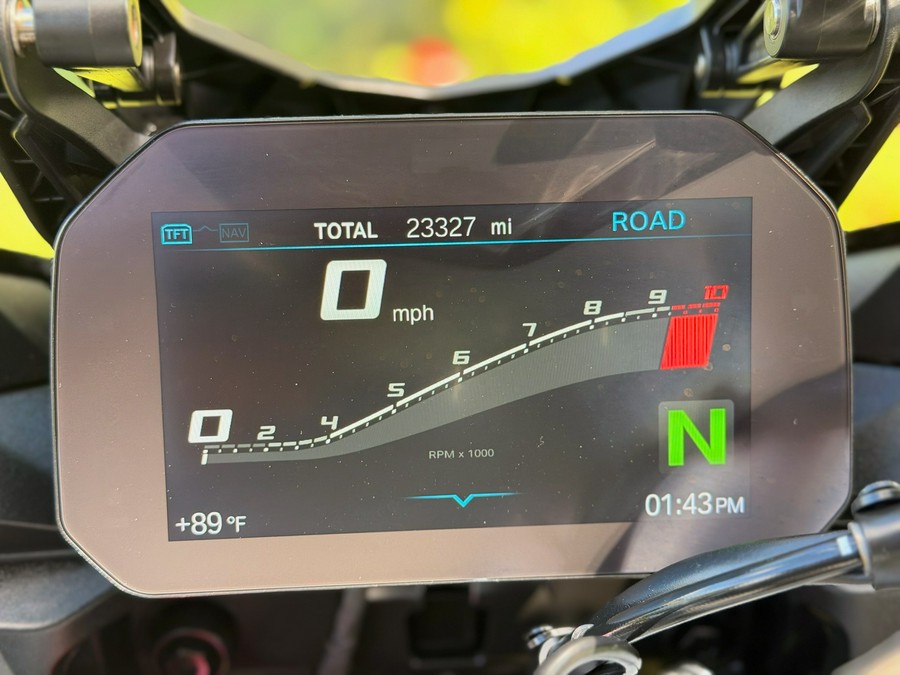 2022 BMW F 900 XR