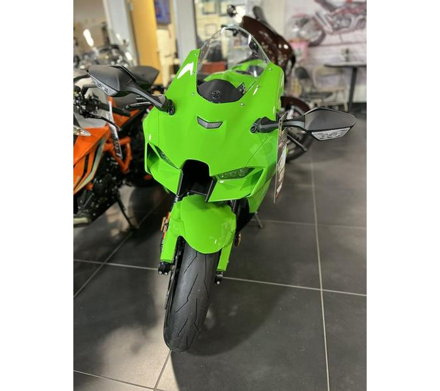 2024 Kawasaki Ninja® ZX™-10RR