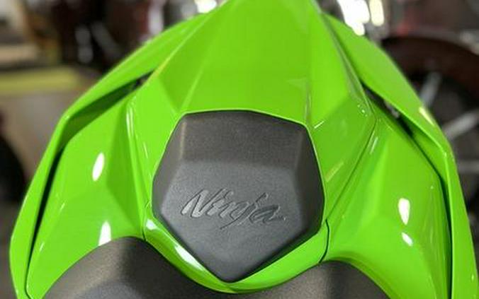 2024 Kawasaki Ninja® ZX™-10RR