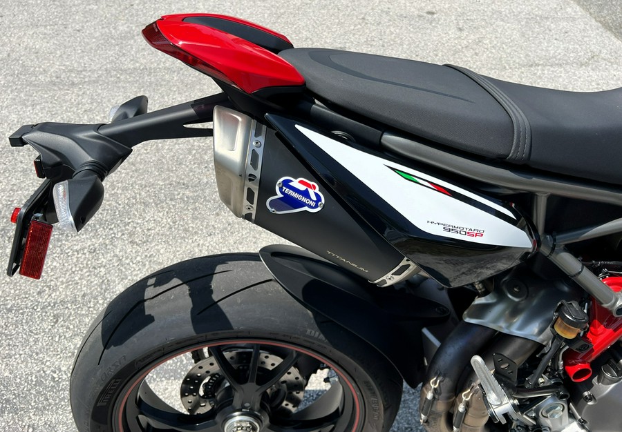 2021 Ducati Hypermotard SP