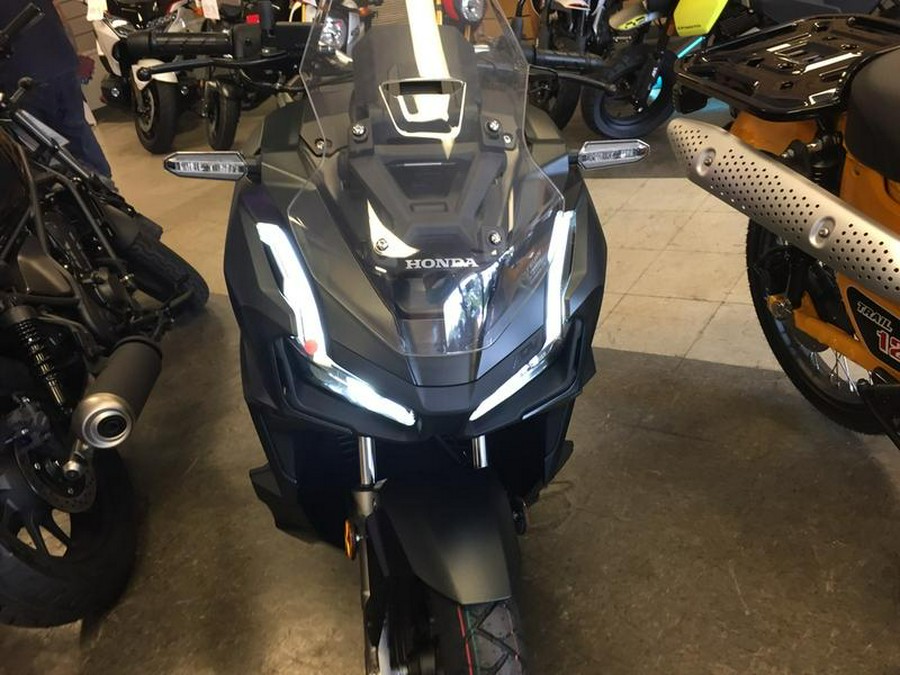 2025 Honda® ADV160