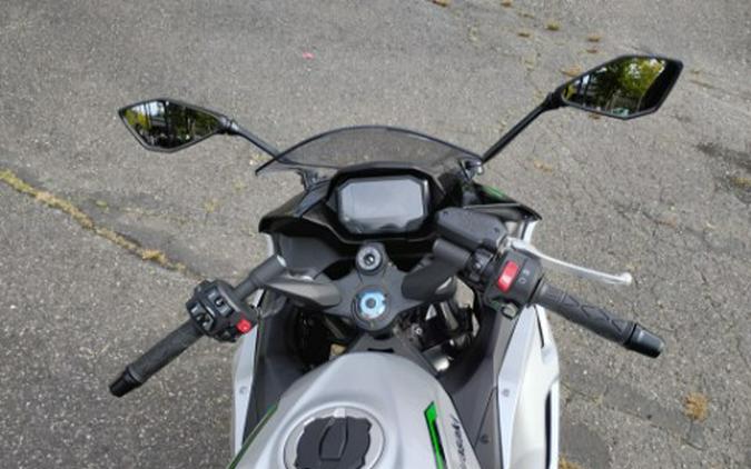 2024 Kawasaki Ninja 7 Hybrid ABS