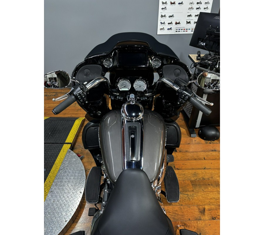 2023 Harley-Davidson® Road Glide® 3 GRAY HAZE