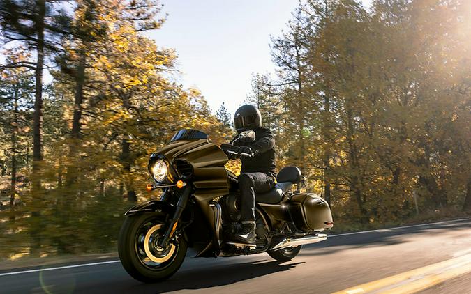 2026 Kawasaki Vulcan 1700 Vaquero ABS Metallic Brilliant Golden Black
