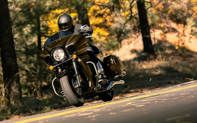 2026 Kawasaki Vulcan 1700 Vaquero ABS Metallic Brilliant Golden Black