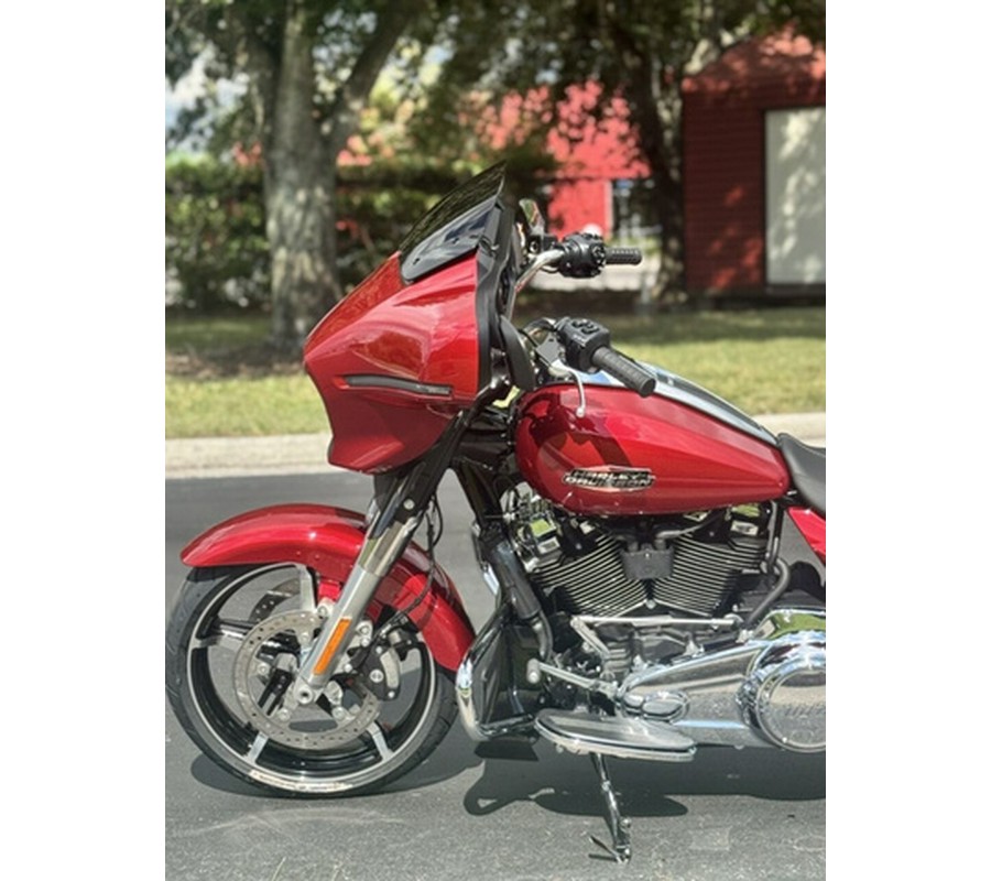 2025 Harley-Davidson FLHX - Street Glide