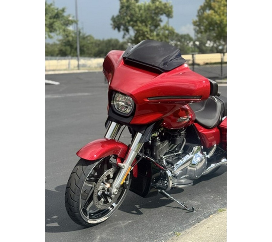 2025 Harley-Davidson FLHX - Street Glide