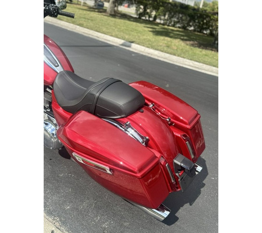 2025 Harley-Davidson FLHX - Street Glide