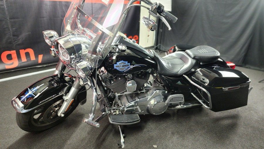 2016 Harley-Davidson® FLHR ROAD KING