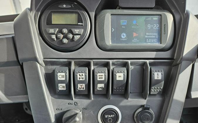 2015 Can-Am Commander™ MAX Limited 1000