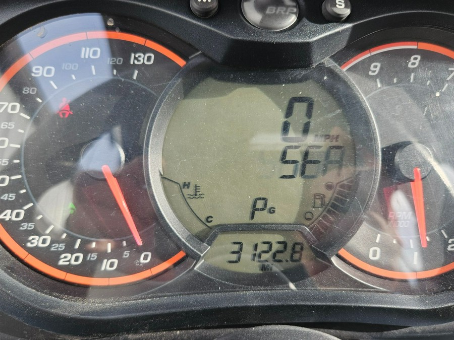 2015 Can-Am Commander™ MAX Limited 1000