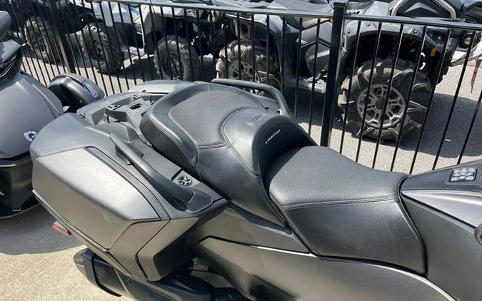 2022 Can-Am Spyder RT Limited Dark Wheels