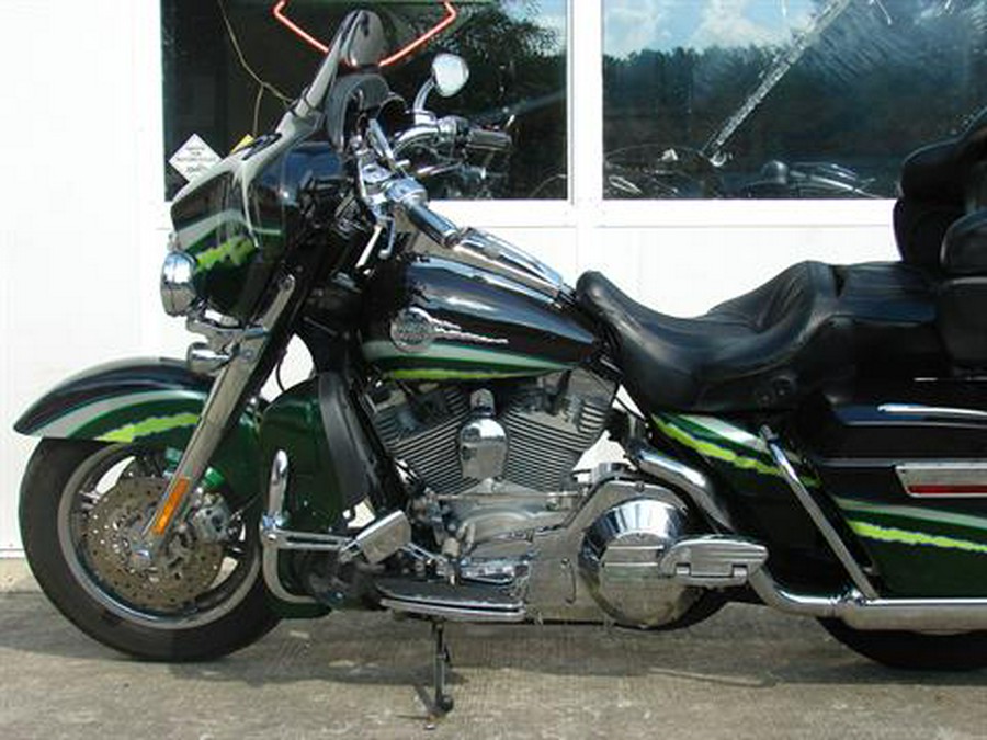 2006 Harley-Davidson FLHTCUSE Ultra
