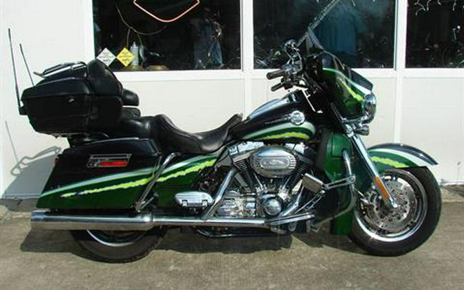 2006 Harley-Davidson FLHTCUSE Ultra