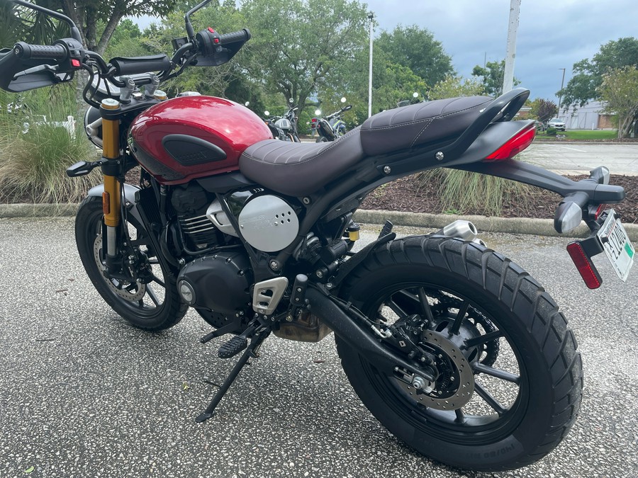 2024 Triumph Scrambler 400 X