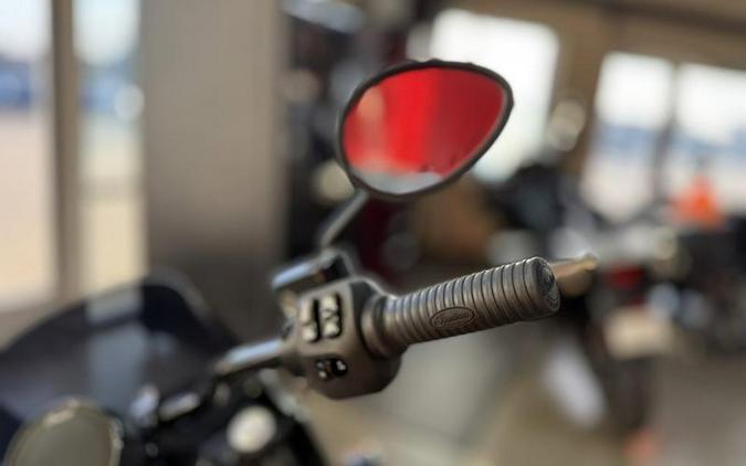 2023 Indian Motorcycle® Chief Dark Horse® Black Smoke