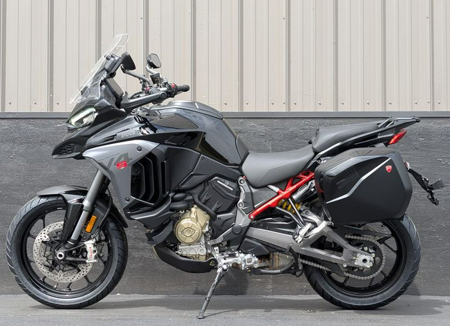 New 2026 DUCATI MULTISTRADA V4 TRAVEL &RADAR