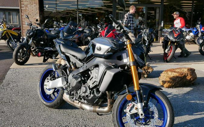 2025 Yamaha MT 09 SP