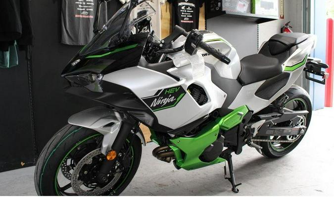 2024 Kawasaki Ninja® 7 Hybrid ABS