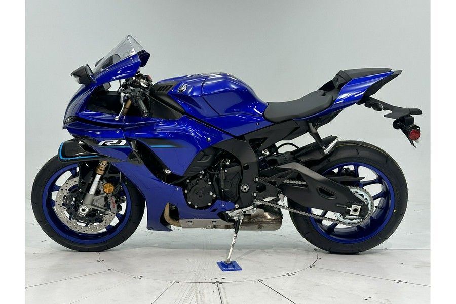 2026 YZF-R1 - Yamaha