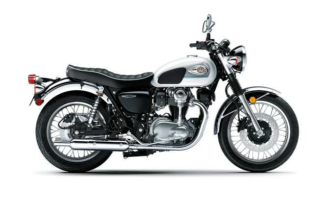 2026 Kawasaki W800 ABS Pearl Crystal White