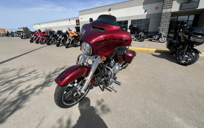 2017 Harley-Davidson® FLHXS - Street Glide® Special