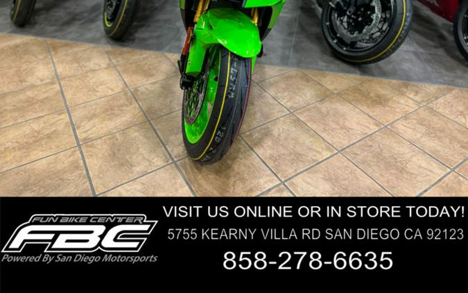 2024 Kawasaki Ninja® ZX™-10R 40th Anniversary Edition ABS